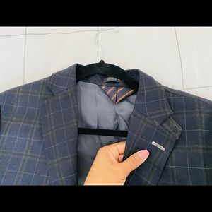 Zara Man Blazer Plaid Navy w/Grey Wool elbow patch